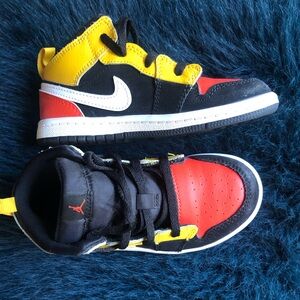 Kids JORDAN 1 Mid. Size US 10C. Multi-Color